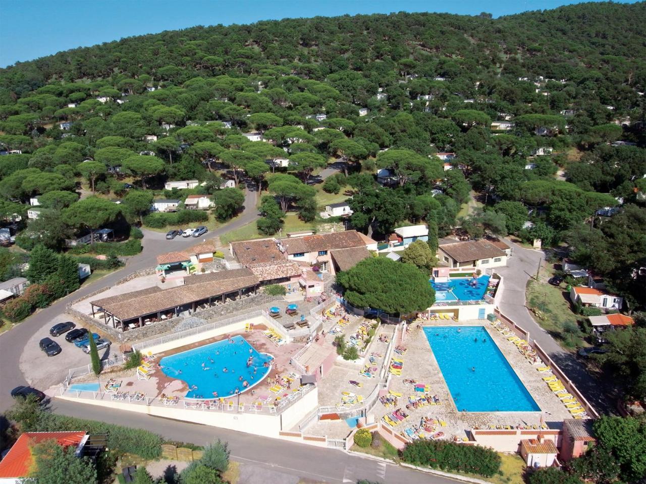 Parc St James Parc Montana Гасен Екстериор снимка